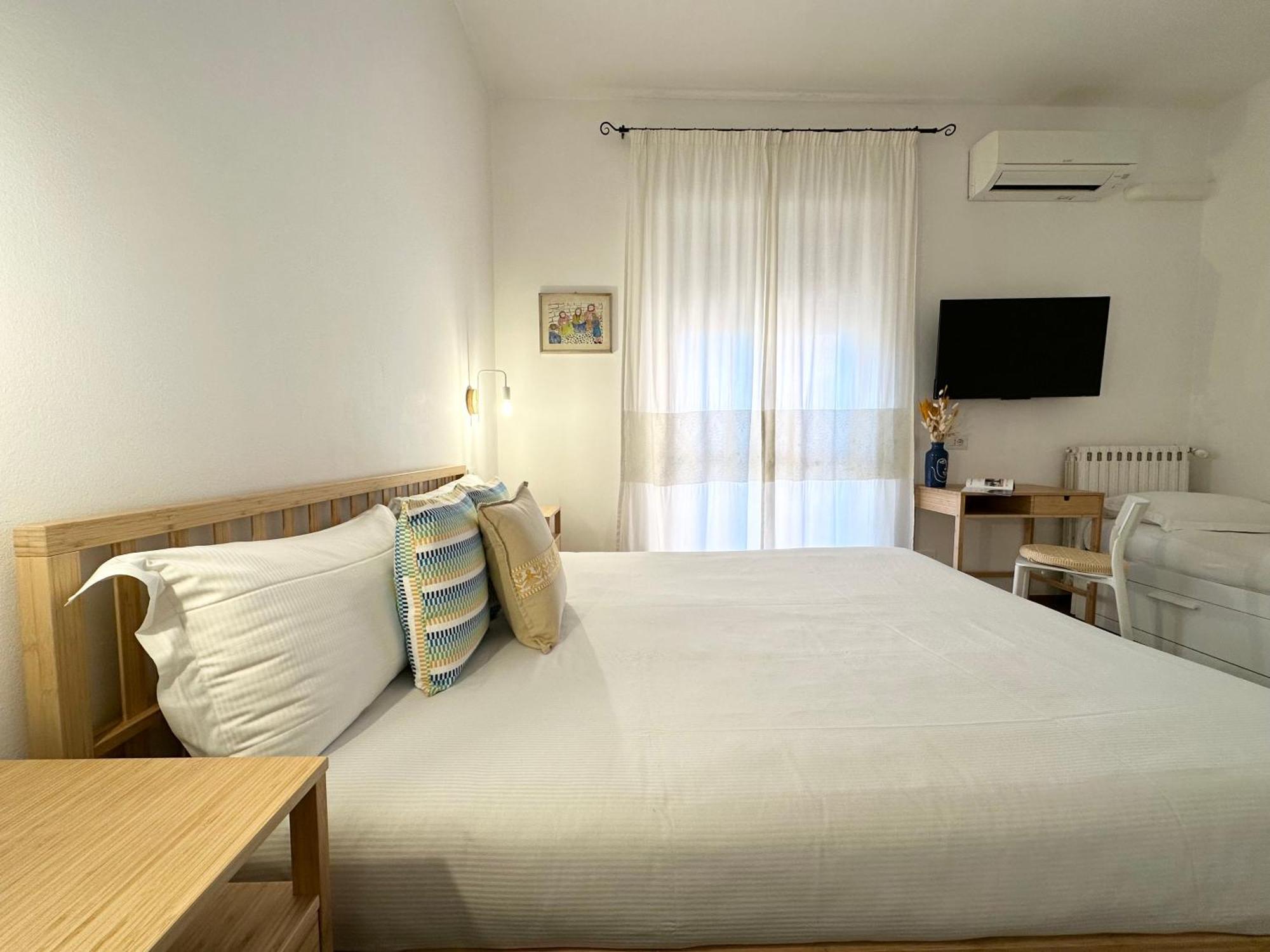 Ng Guest House L'Acquedotto Olbia Exterior photo